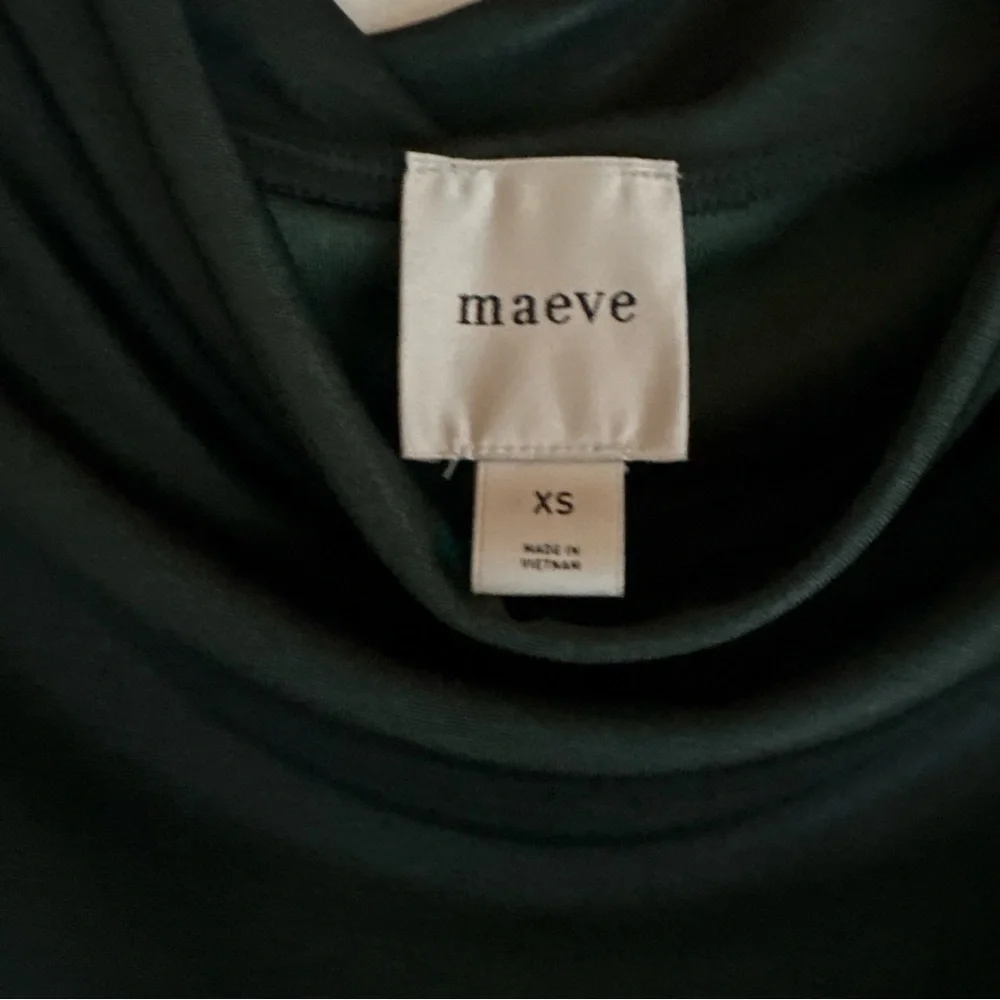 Anthropologie Maeve Green Cowl Neck Top | Sleeveless Draped Stretch XS